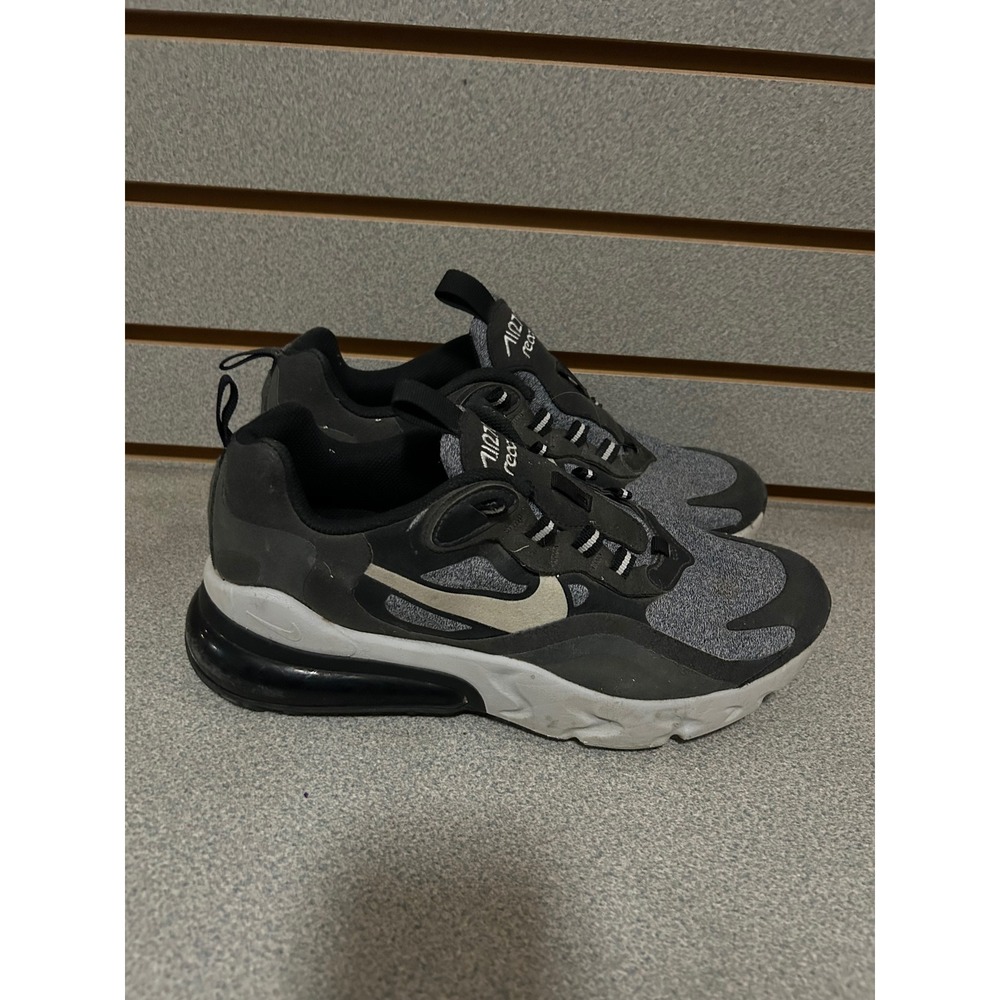 Nike Air Max 270‎ React Black Charcoal Grey Youth Size 6.5Y Sneakers No laces!
